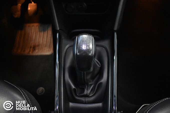 PEUGEOT 2008 PureTech 82 Allure